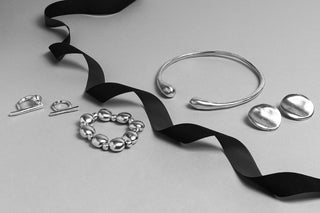 Black Friday da Vestopazzo: i gioielli in alluminio in sconto in store e online