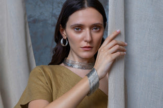 Autumn vibes: 3 set di gioielli da indossare per i tuoi look di stagione