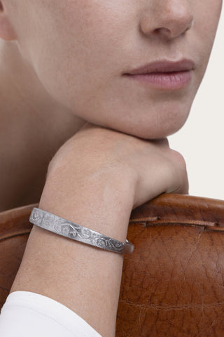 BRACCIALE RIGIDO FIORE