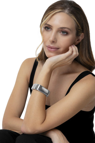 BRACCIALE RIGIDO SQUADRATO