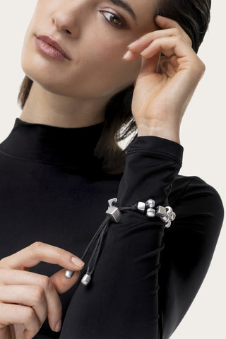 BRACCIALE FILO SFERE/CUBI