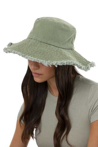 CAPPELLO BUCKET TESA LARGA