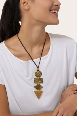 PENDENTE PLACCHE IRREGOLARI