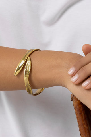 Acquista Bracciale rigido da donna Eetit con catena color oro in Acquista Bracciale rigido da donna Eetit con catena color oro in
