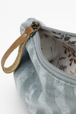 POCHETTE MUST HAVE SMALL BLUE