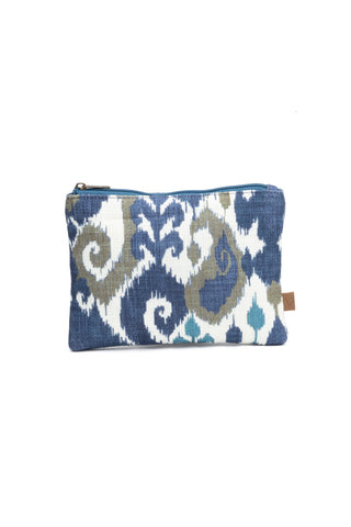 SMALL BLUE NECESSAIRE