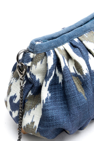 BLUE CHAIN BAG