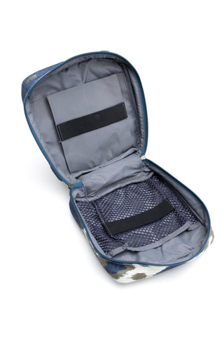 LARGE BLUE ORGANIZER
