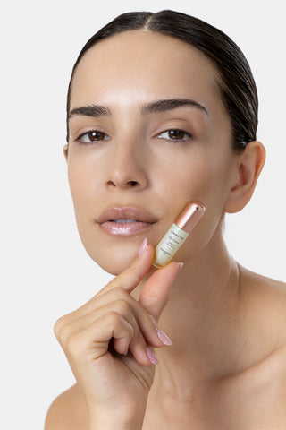 LIP SERUM