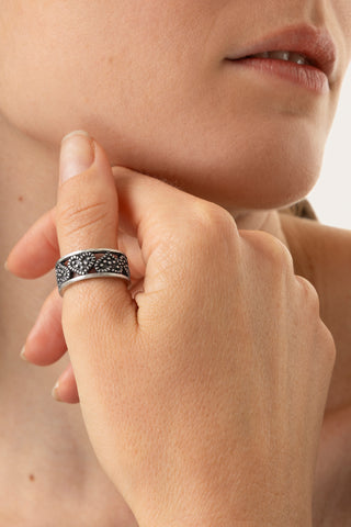 ANELLO FASCIA CUORI PUNTINATI