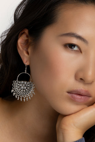 ORECCHINI MEZZA PLACCA FIORE