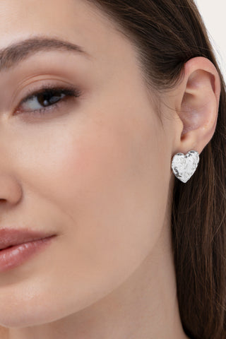 ORECCHINI CUORE BATTUTO