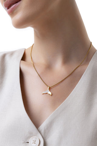 COLLANA CODA DI BALENA