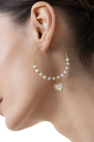 ORECCHINI CERCHI CUORE MADREPERLA