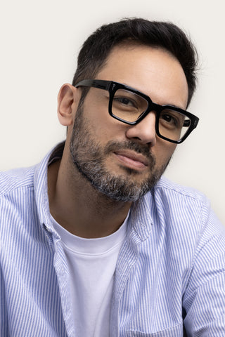 READING GLASSES