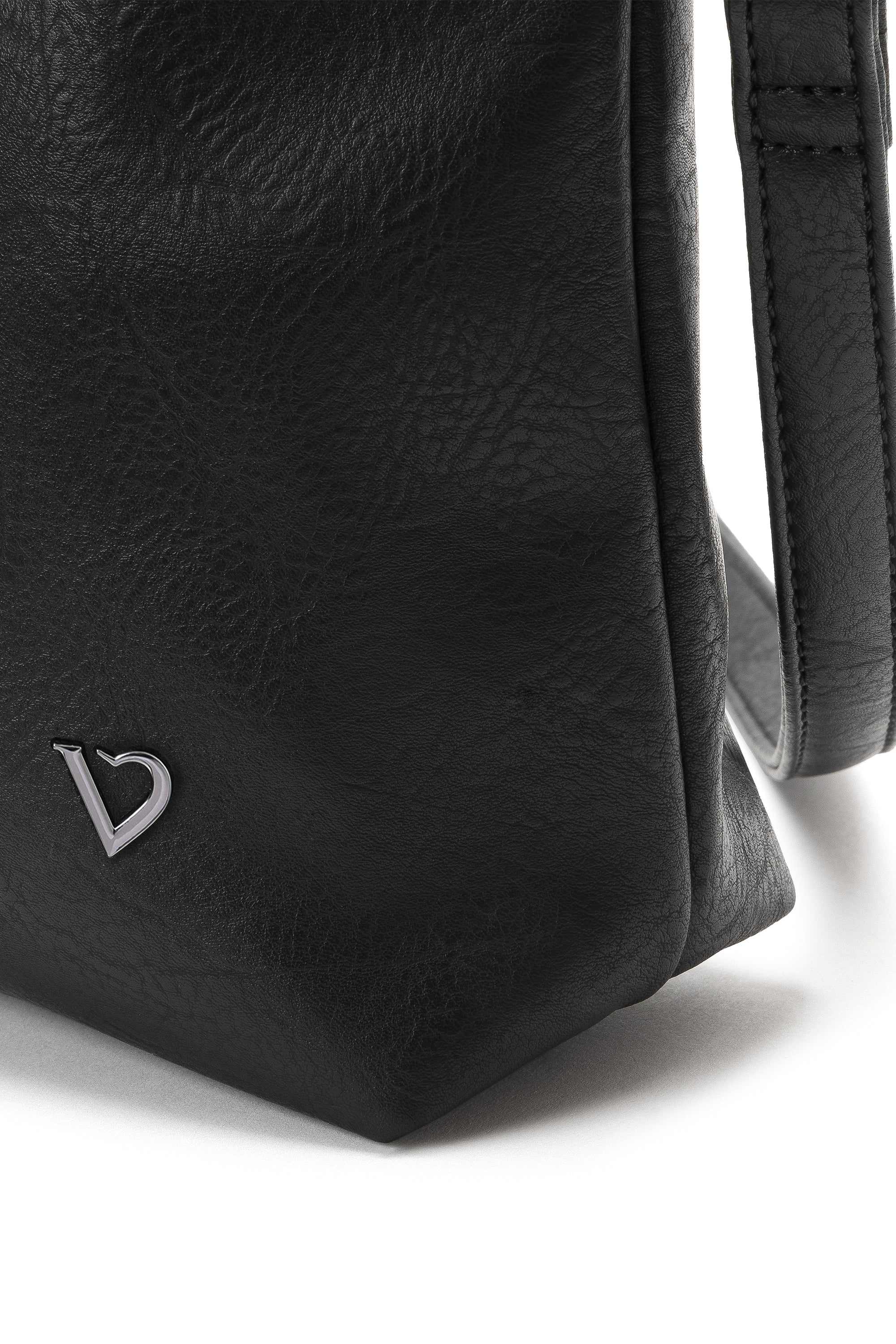 POCHETTE MORBIDA NERA